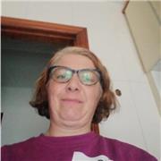 Yo doy clases de lengua, sociales y naturales a niños de infantil y primaria